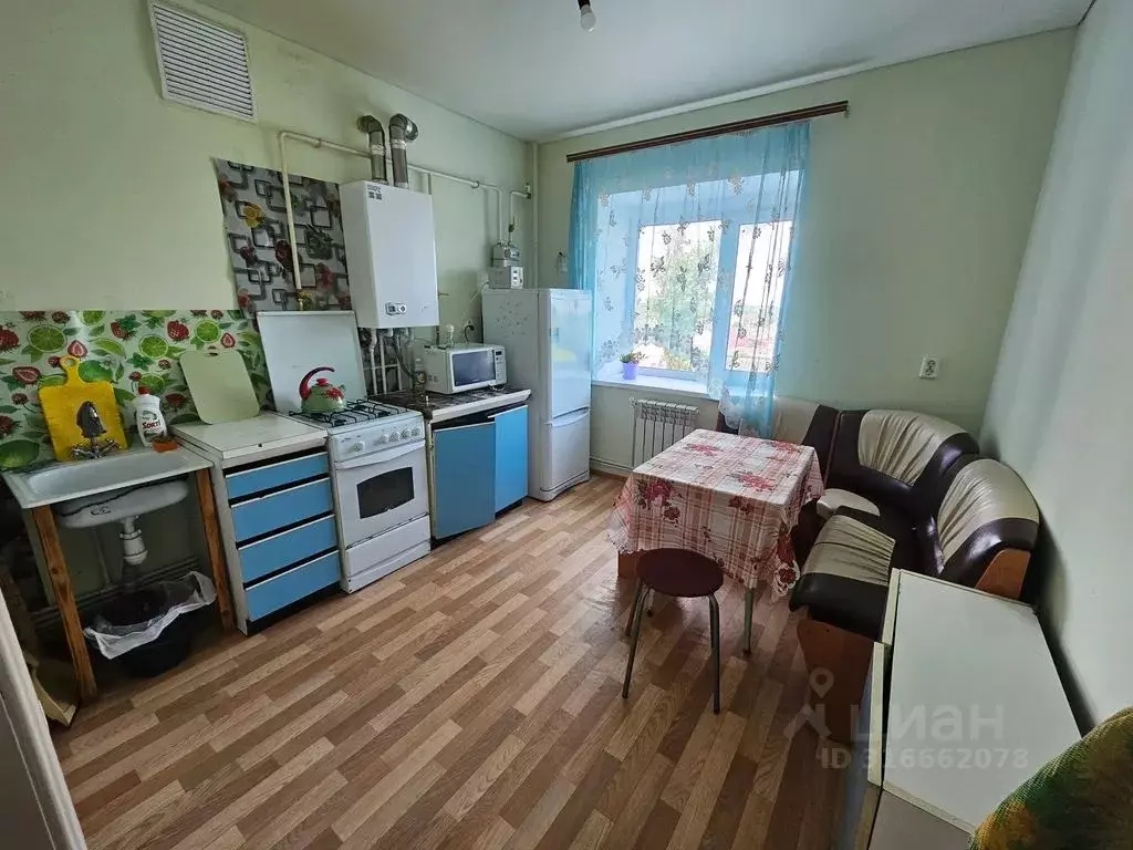 2-к кв. Воронежская область, Бобров Краснофлотская ул., 47А (45.0 м) - Фото 0