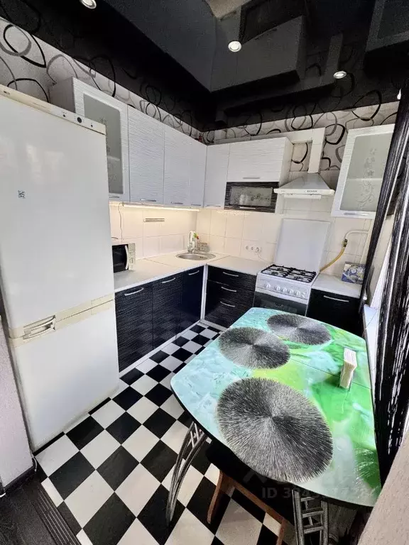 2-к кв. Волгоградская область, Волгоград Жилгородок мкр, ул. ... - Фото 1