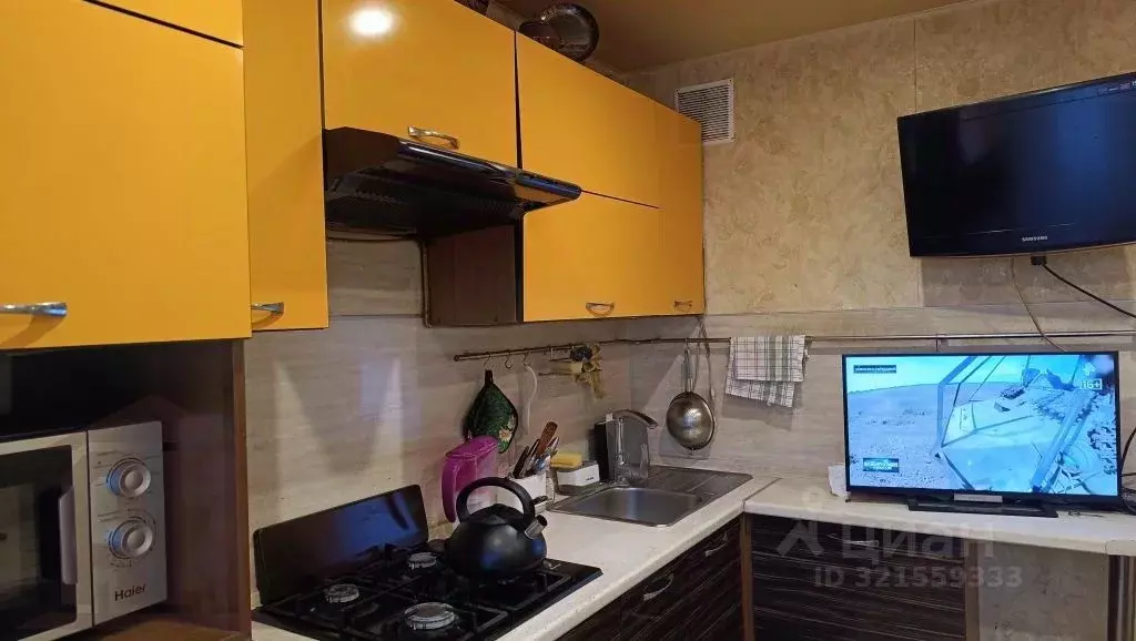 3-к кв. Тверская область, Тверь ул. Хромова, 19 (71.4 м) - Фото 1