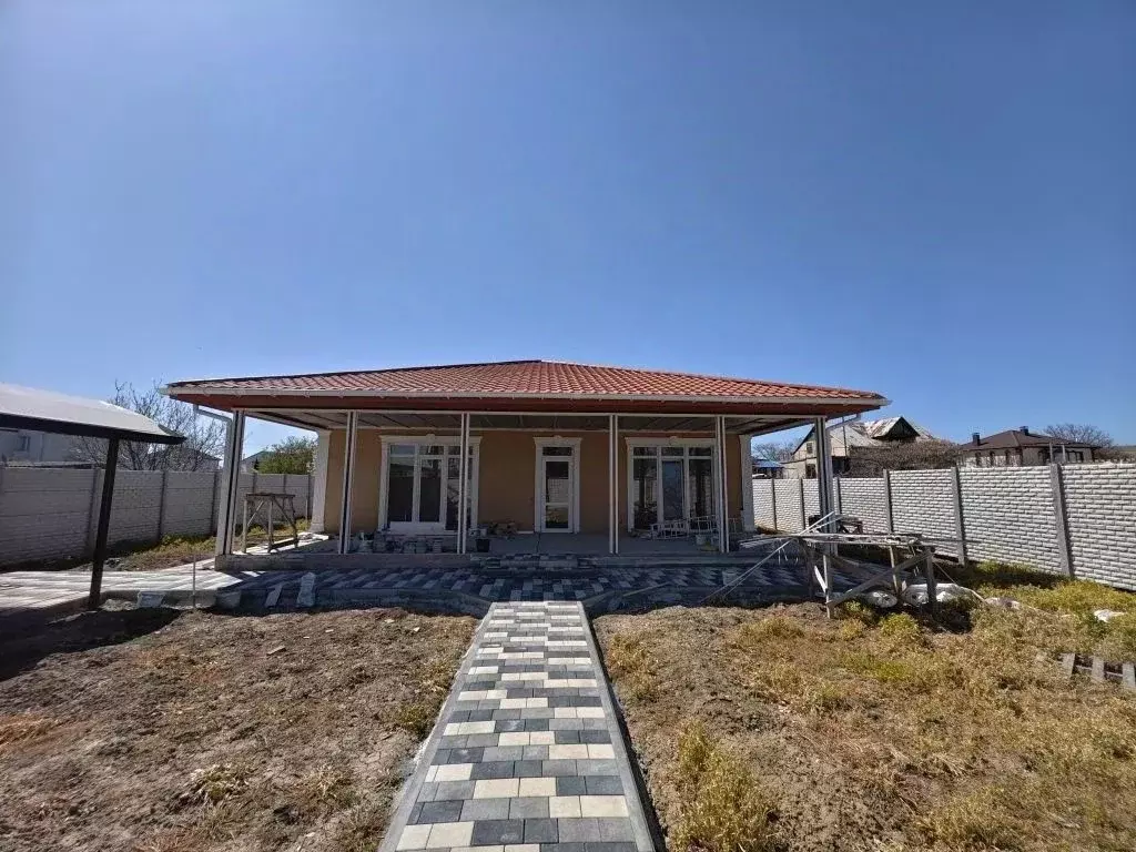 Коттедж в Севастополь с. Полюшко, ул. Бульварная (155 м) - Фото 1