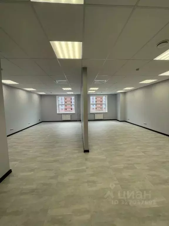 Офис в Татарстан, Казань просп. Ямашева, 33А (600 м) - Фото 2