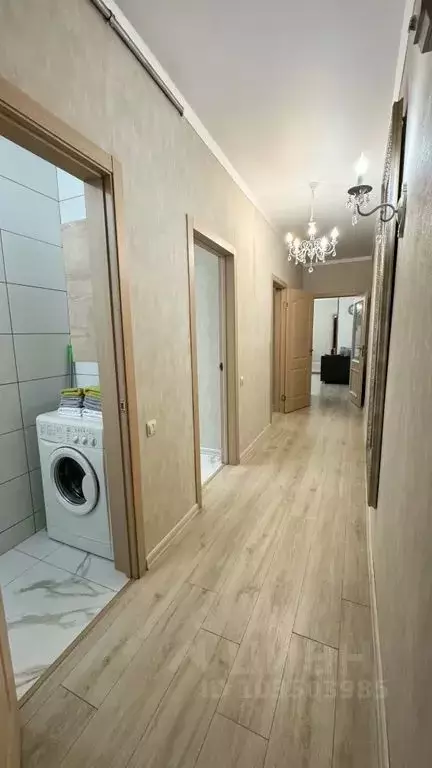2-к кв. Калининградская область, Калининград Красная ул., 31 (68.0 м) - Фото 0