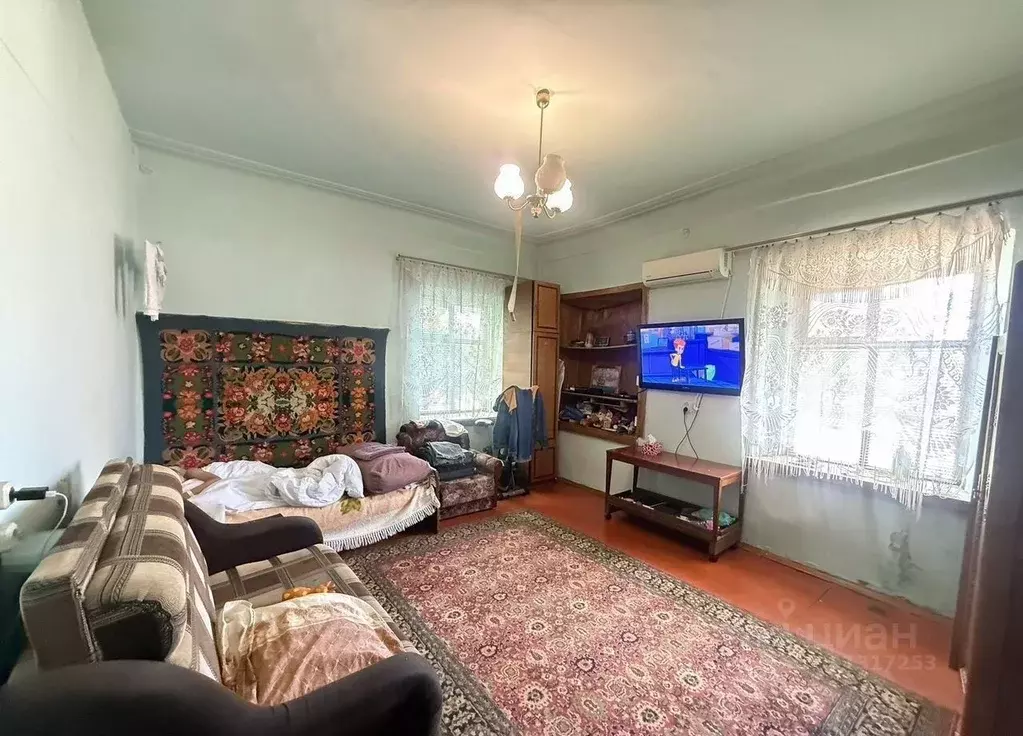 Дом в Краснодарский край, Темрюк ул. Горького, 46 (55 м) - Фото 2