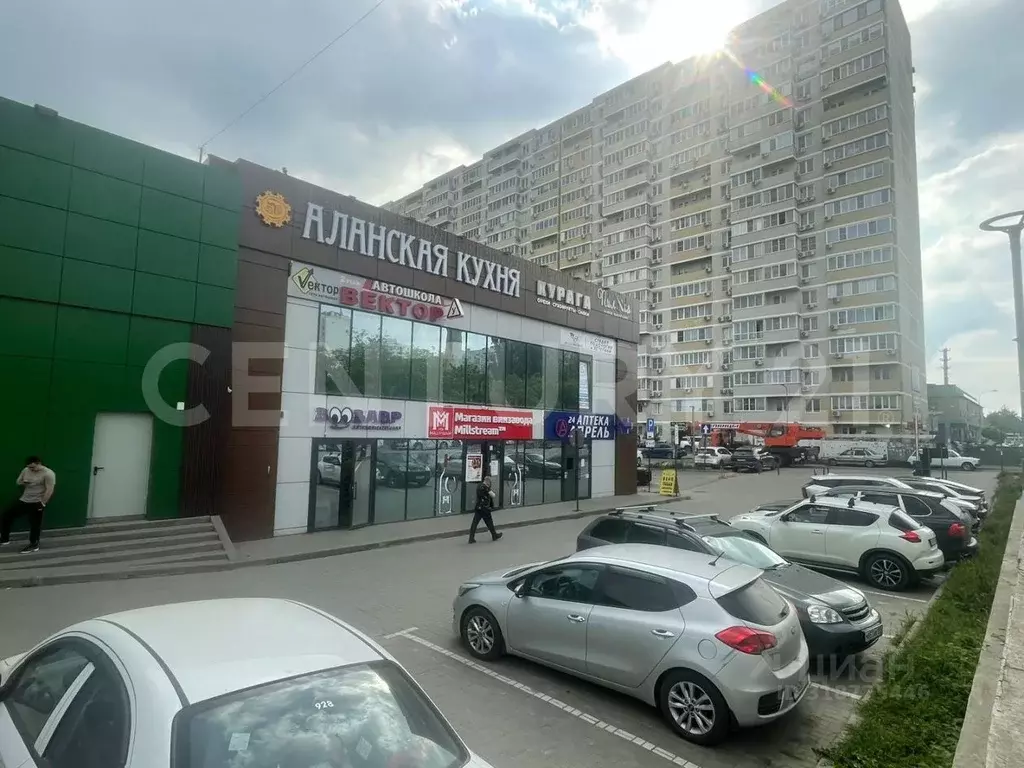 Торговая площадь в Краснодарский край, Краснодар Кореновская ул., 10 ... - Фото 1