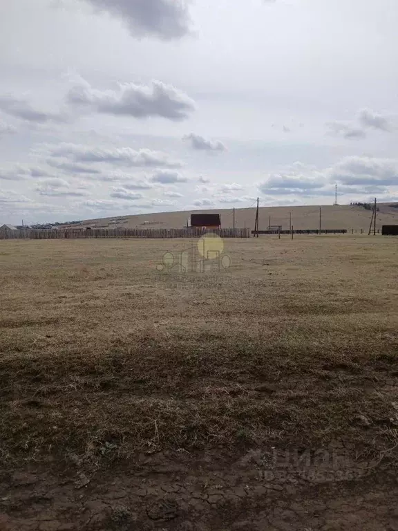 Участок в Иркутская область, Эхирит-Булагатский район, пос. ... - Фото 1