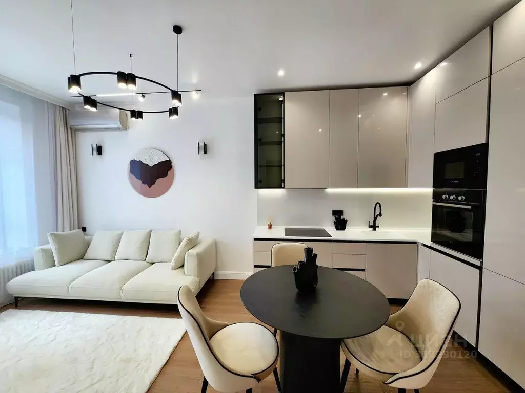 Квартира, 4 комнаты, 94 м - Фото 0