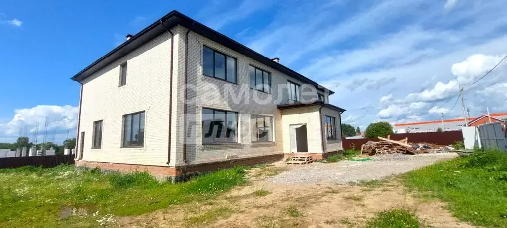 Дом в Московская область, Клин городской округ, д. Першутино  (700 м) - Фото 0
