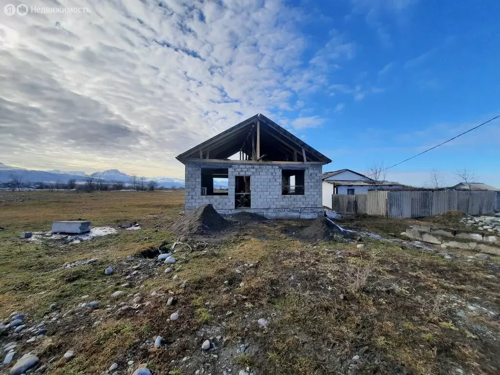 Дом в село Гизель, улица Фидарова (100 м) - Фото 1