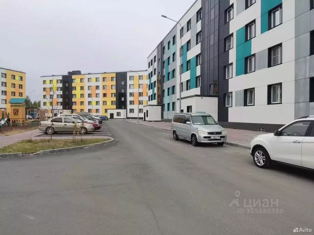 1-к кв. Ямало-Ненецкий АО, Губкинский 15-й мкр, 20 (43.6 м) - Фото 2