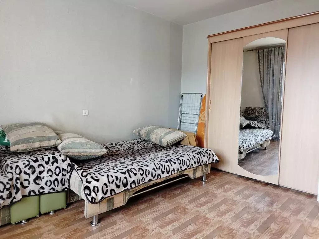 1-к кв. Омская область, Омск ул. Туполева, 8 (37.0 м) - Фото 2