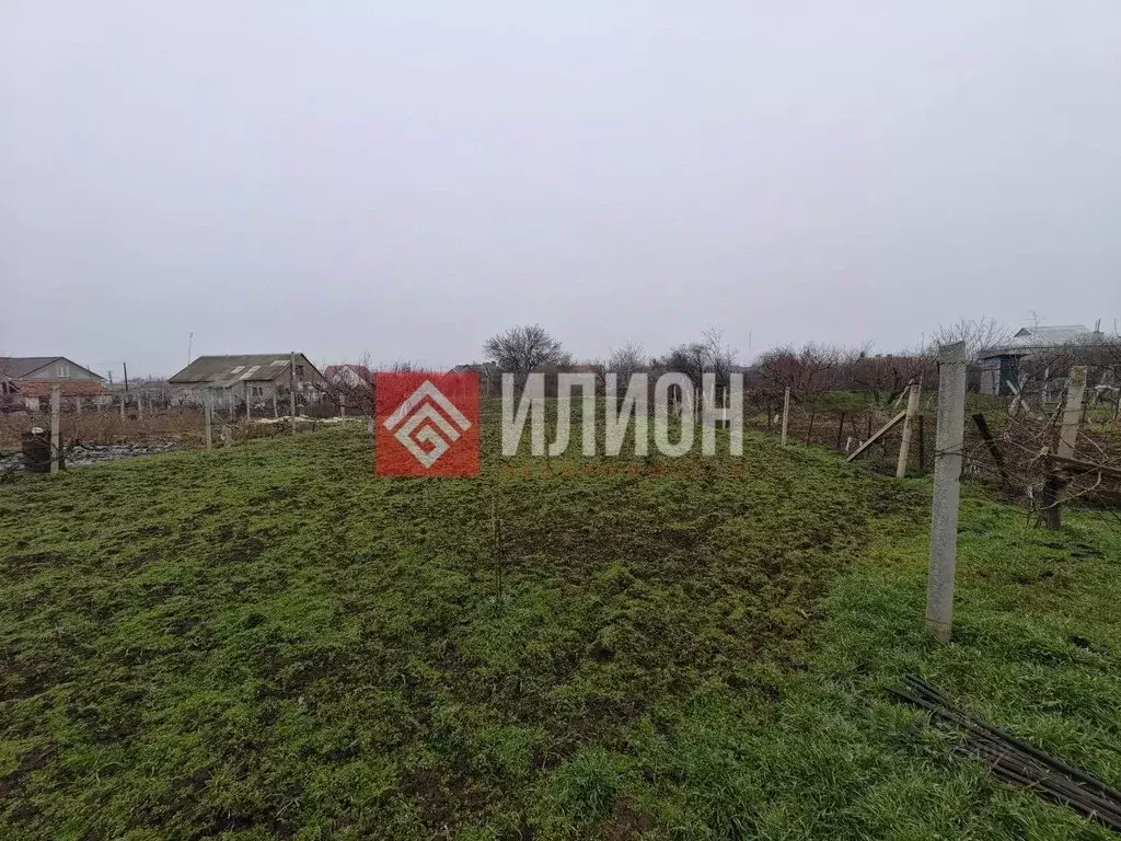 Дом в Крым, Бахчисарайский район, с. Угловое ул. Комарова, 18 (34 м) - Фото 2