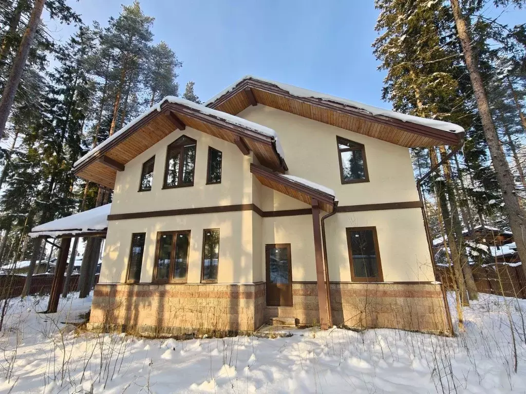 Коттедж в Ленинградская область, Выборгский район, Рощино пгт, Еловая ... - Фото 1