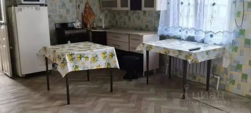 Дом в Крым, Симферополь ул. Маршала Жукова (100 м) - Фото 1