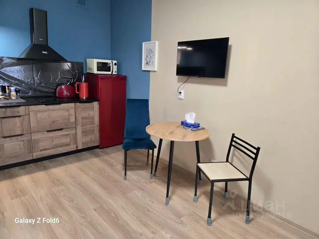 1-к кв. Свердловская область, Екатеринбург бул. Новосинарский, 7 (35.0 ... - Фото 1