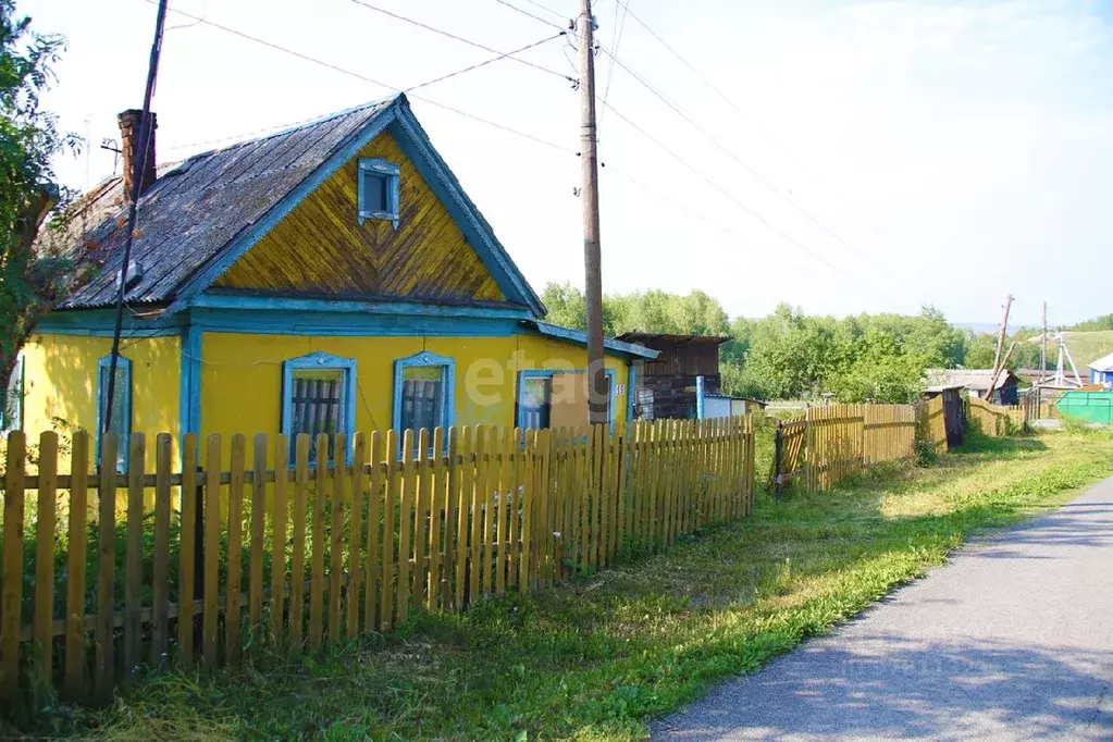 Дом в Кемеровская область, Прокопьевский район, пос. Трудармейский ... - Фото 1