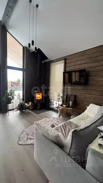 Дом в Ленинградская область, Ломоносовский район, Лопухинское с/пос, ... - Фото 1