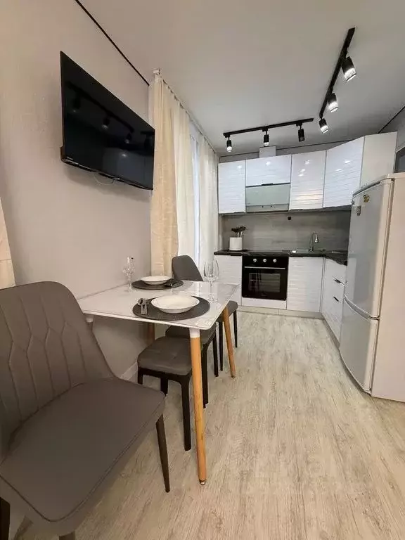 1-к кв. Приморский край, Дальнегорск ул. Осипенко, 46 (30.0 м) - Фото 1