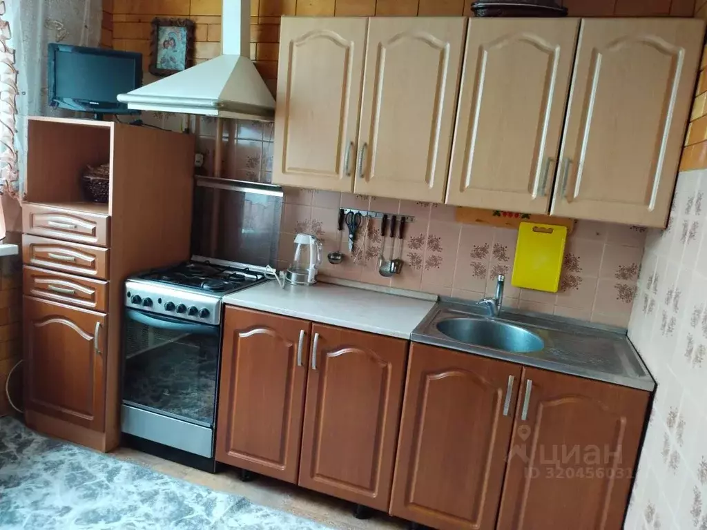2-к кв. Владимирская область, Владимир ул. Разина, 31 (50.0 м) - Фото 0