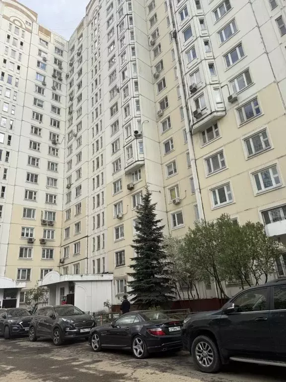 Продается 4-комнатная квартира - Фото 0