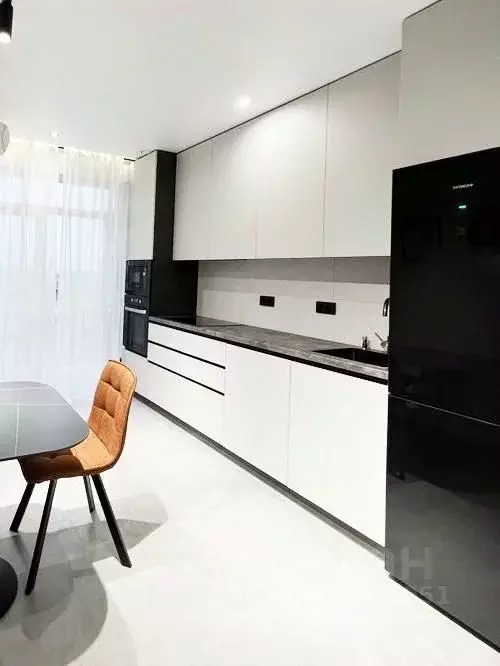 2-к кв. Башкортостан, Уфа Коммунистическая ул., 15 (63.0 м) - Фото 1