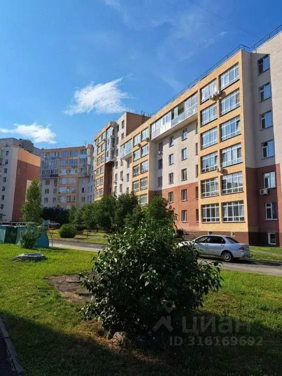 2-к кв. Кемеровская область, Кемерово ул. Серебряный Бор, 5 (71.1 м) - Фото 1