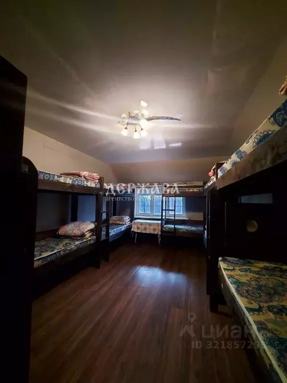 Коттедж в Белгородская область, Старый Оскол просп. Губкина (300 м) - Фото 1