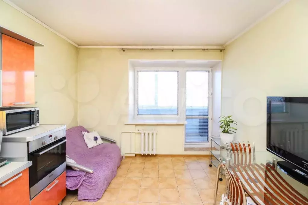 2-к. квартира, 70 м, 9/9 эт. - Фото 1