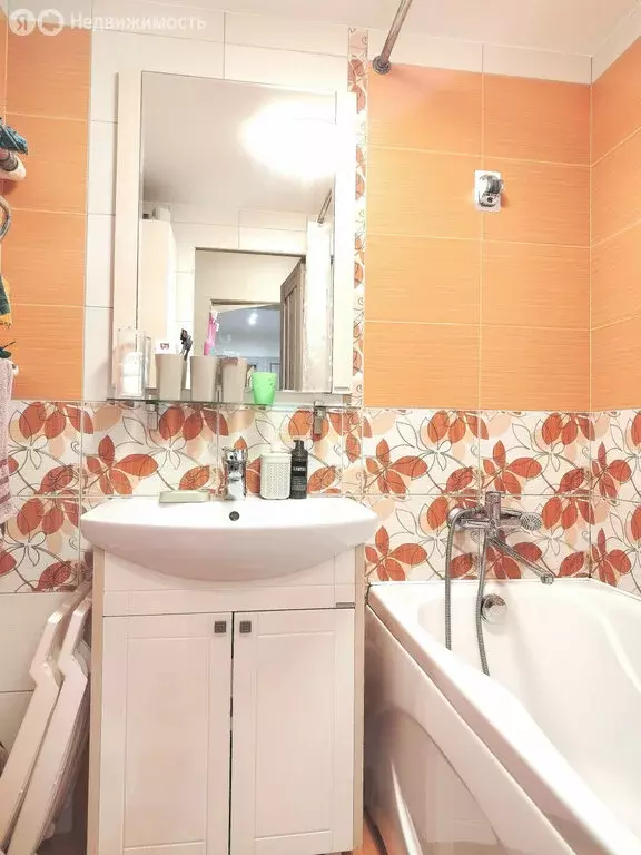 2-комнатная квартира: Сыктывкар, район Орбита, Петрозаводская улица, ... - Фото 1