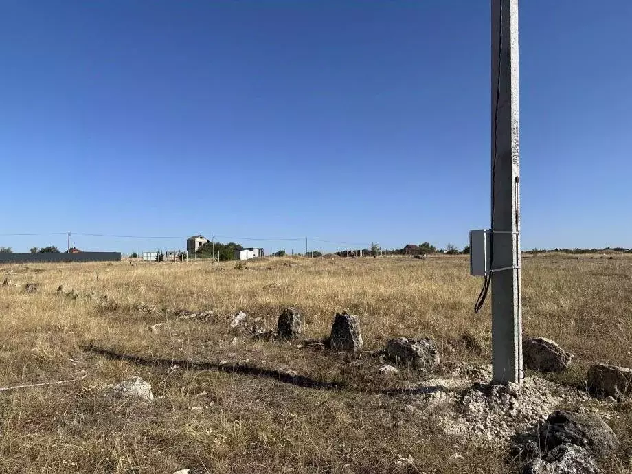 Участок в Крым, Симферопольский район, Трудовское с/пос, Пневматика-2 ... - Фото 0