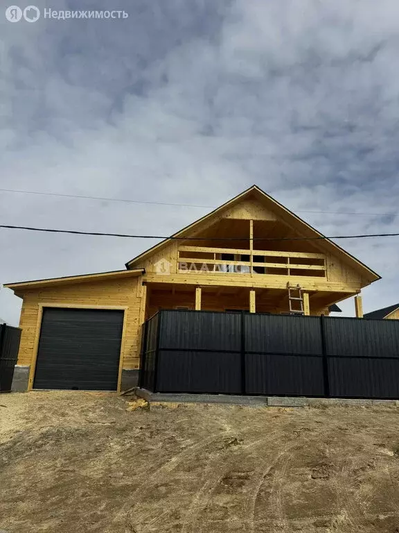 Дом в село Нижний Саянтуй, ДНТ Багульник, 3-й квартал (220 м) - Фото 1