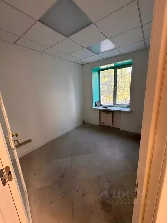 Торговая площадь в Кемеровская область, Новокузнецк просп. Строителей, ... - Фото 1