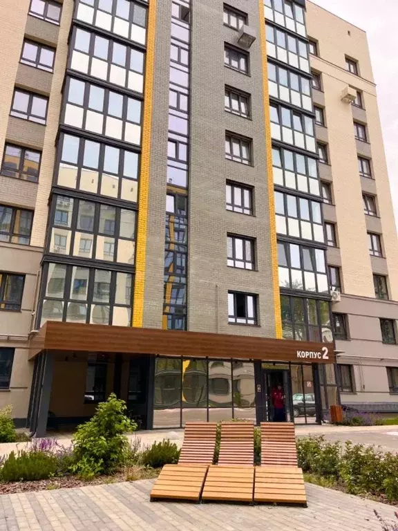 3-к кв. Брянская область, Брянск ул. Крапивницкого, 39к3 (66.9 м) - Фото 0