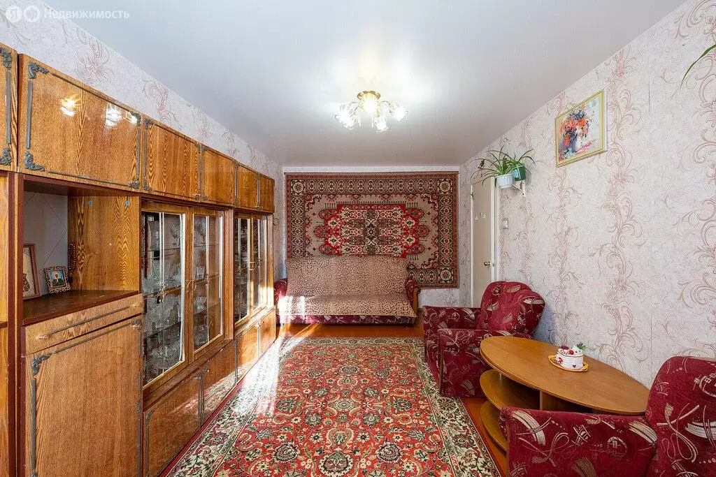 2-комнатная квартира: село Некрасовка, Школьная улица, 21 (50 м) - Фото 1