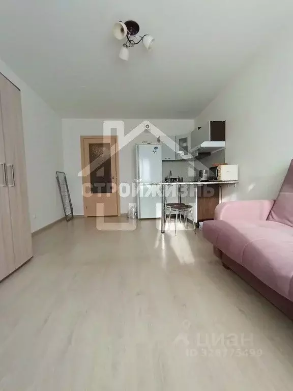 Студия Свердловская область, Екатеринбург ул. Рассветная, 8к3 (26.0 м) - Фото 1