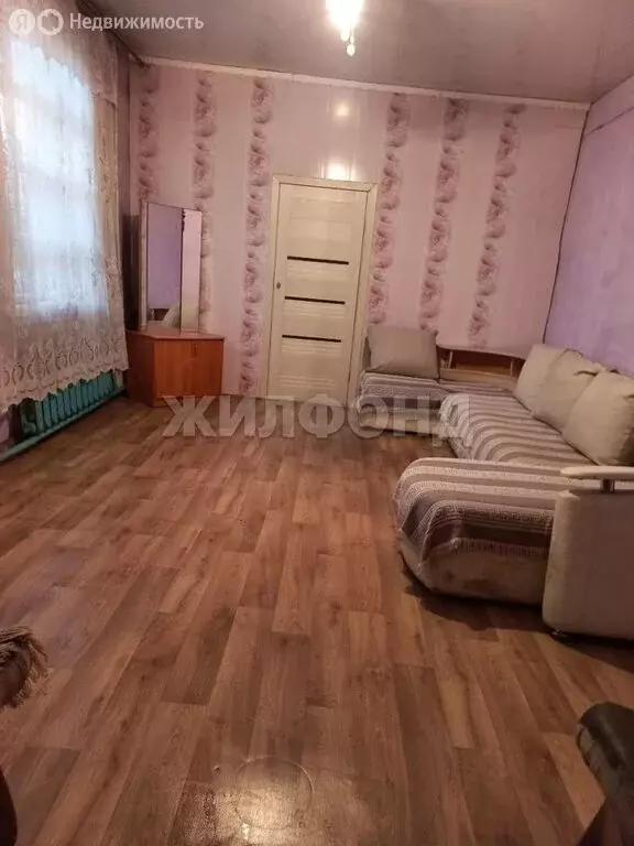 Дом в Кызыл, улица Суворова (48 м) - Фото 2