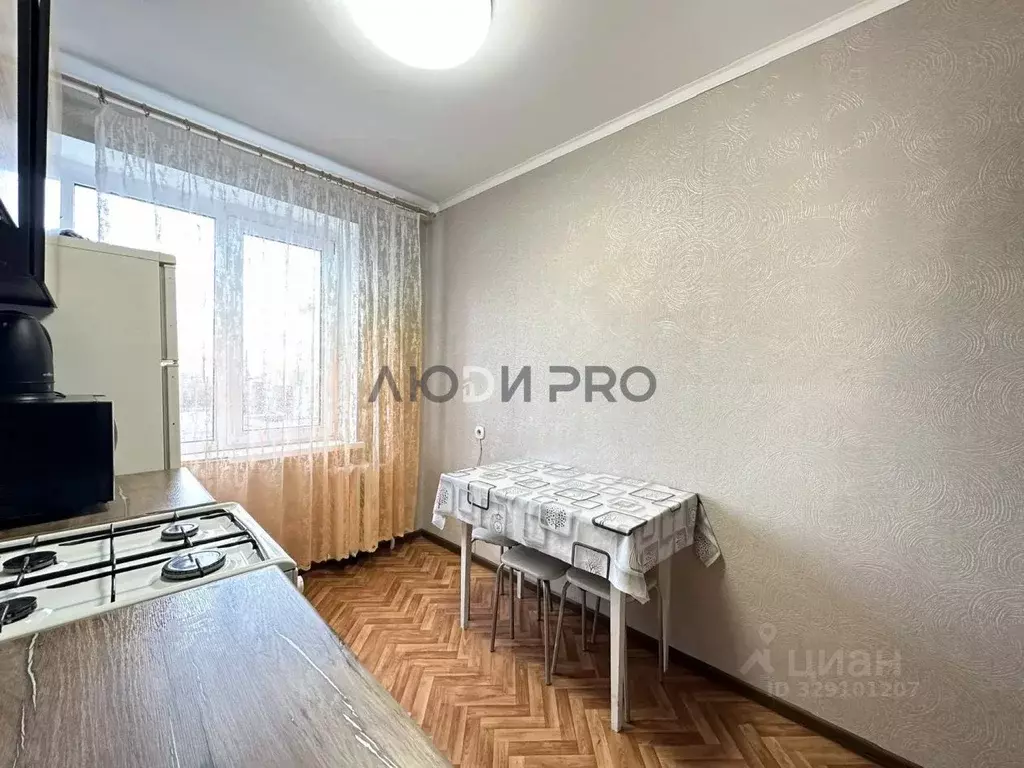 3-к кв. Башкортостан, Уфа ул. Гафури, 19 (52.4 м) - Фото 1