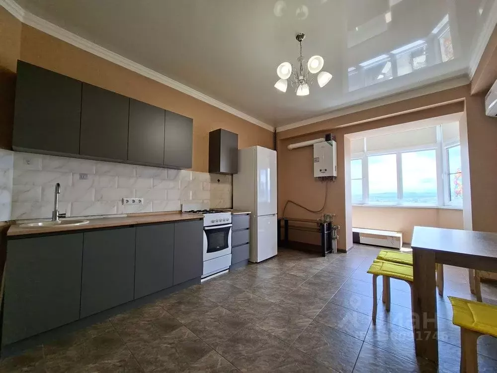 2-к кв. Ставропольский край, Ессентуки ул. Буачидзе, 1к1 (56.0 м) - Фото 1