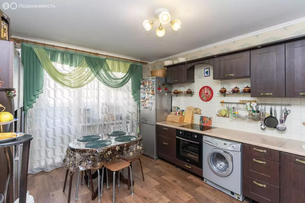 3-комнатная квартира: Тюмень, микрорайон Войновка, улица ... - Фото 1
