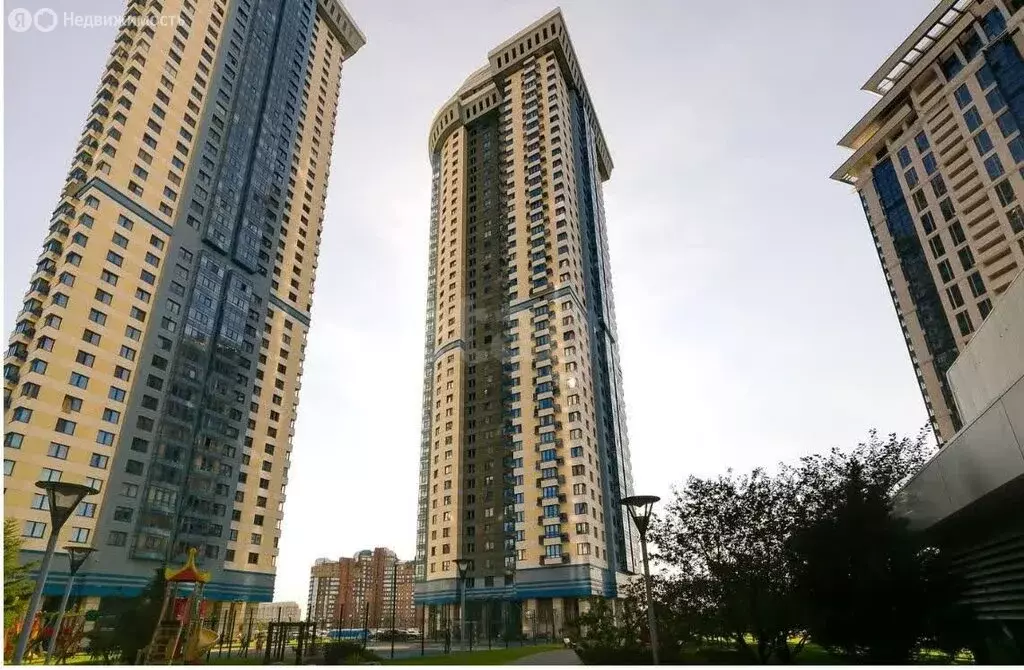 3-комнатная квартира: Москва, Мосфильмовская улица, 70 (103.6 м) - Фото 0