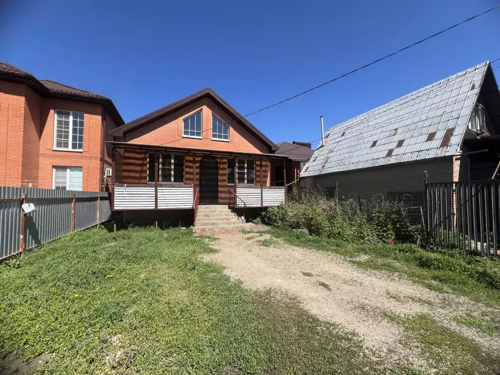 Дом в Ростовская область, Ростов-на-Дону Киргизская ул., 8 (90 м) - Фото 0