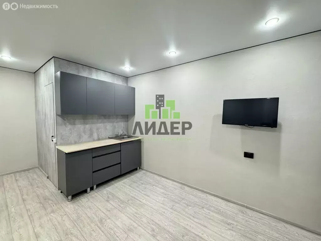 1к в -комнатной квартире (18 м) - Фото 1