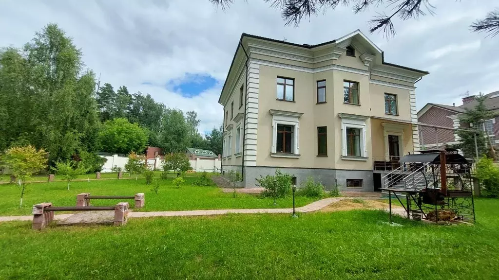Дом в Московская область, Одинцовский городской округ, с. Успенское, ... - Фото 0