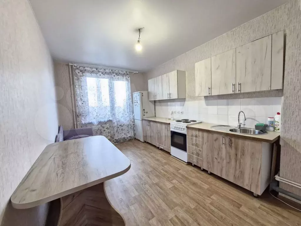 2-к. квартира, 50 м, 3/10 эт. - Фото 0
