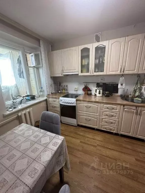 3-к кв. Воронежская область, Воронеж Баррикадная ул., 7а (75.0 м) - Фото 0