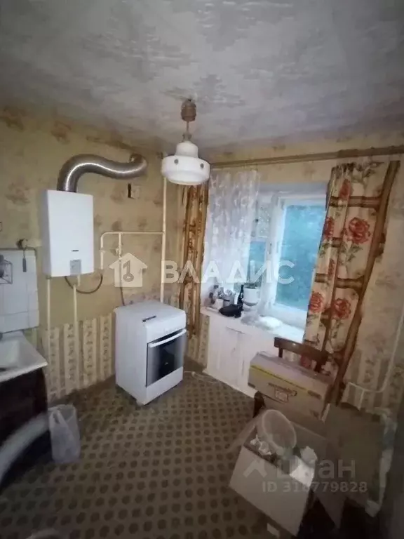 2-к кв. Владимирская область, Ковров Сосновая ул., 15/3 (43.3 м) - Фото 0