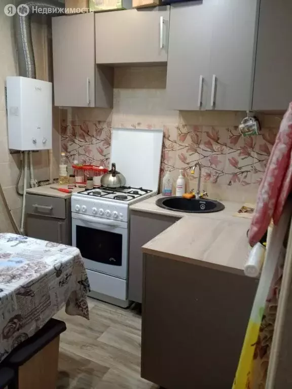 1-комнатная квартира: Новомосковск, улица Маклец, 1А (29.2 м) - Фото 0