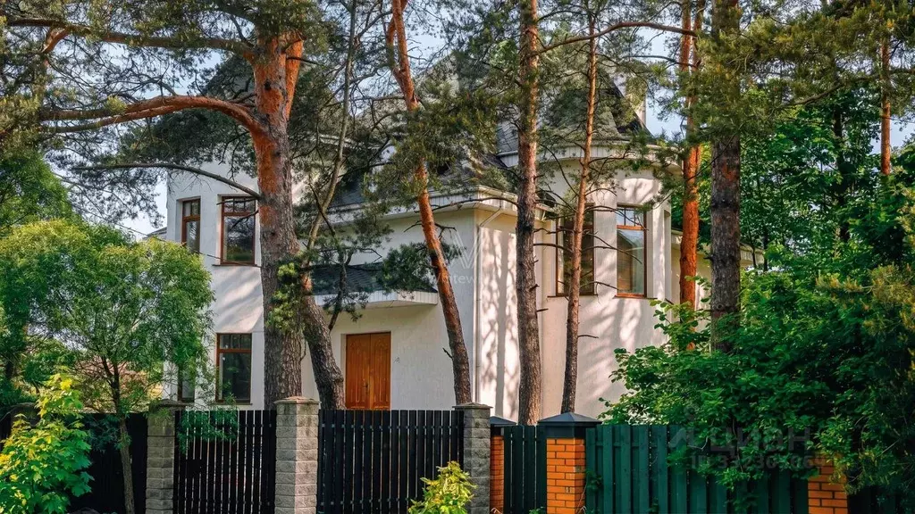 Коттедж в Санкт-Петербург пос. Песочный, Ключевая ул., 82 (360 м) - Фото 1