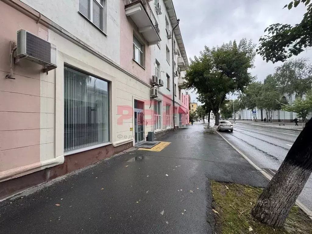 Торговая площадь в Тюменская область, Тюмень ул. Ленина, 69А (86 м) - Фото 2