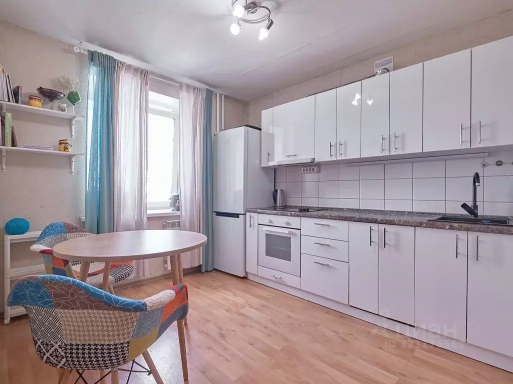 3-к кв. Томская область, Томск Сибирская ул., 111Б (60.0 м) - Фото 0