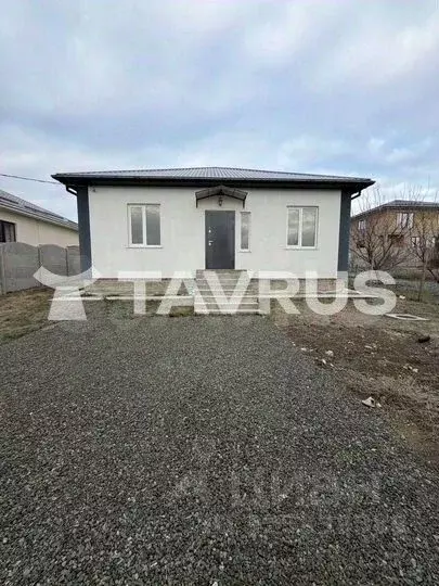 Дом в Крым, Симферопольский район, Перовское с/пос, Петровские Скалы ... - Фото 1